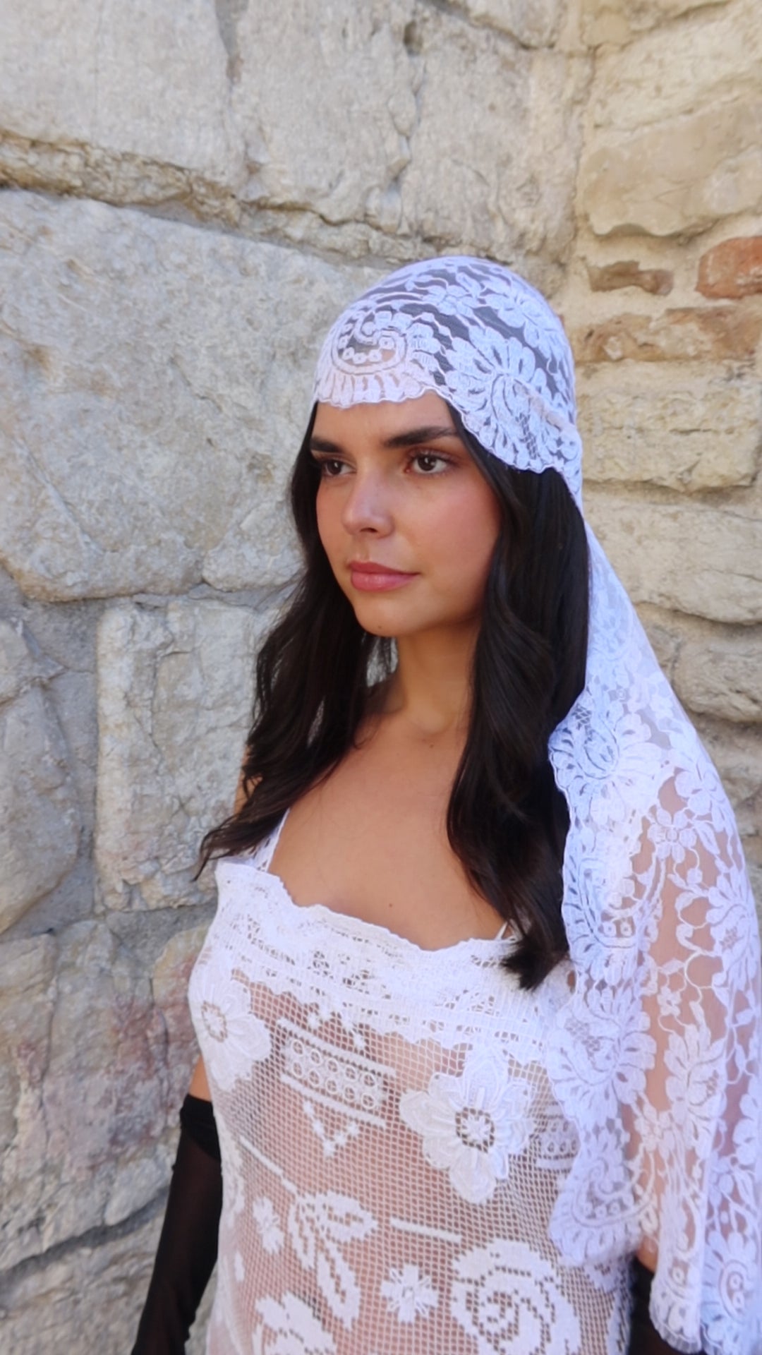 Chapel Lace Head Piece